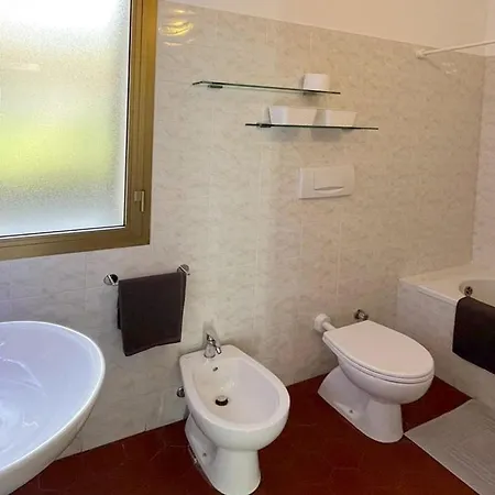 Apartman Con Grandi Terrazze Private E Posto Auto - Ca Pie'